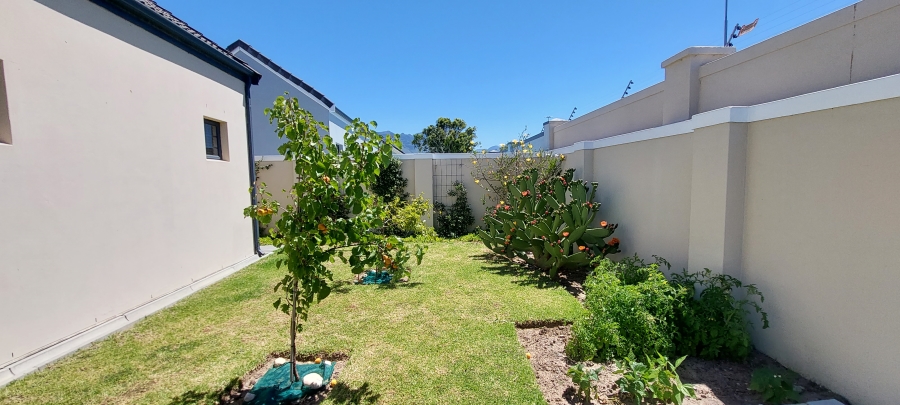 3 Bedroom Property for Sale in Heritage Park Western Cape